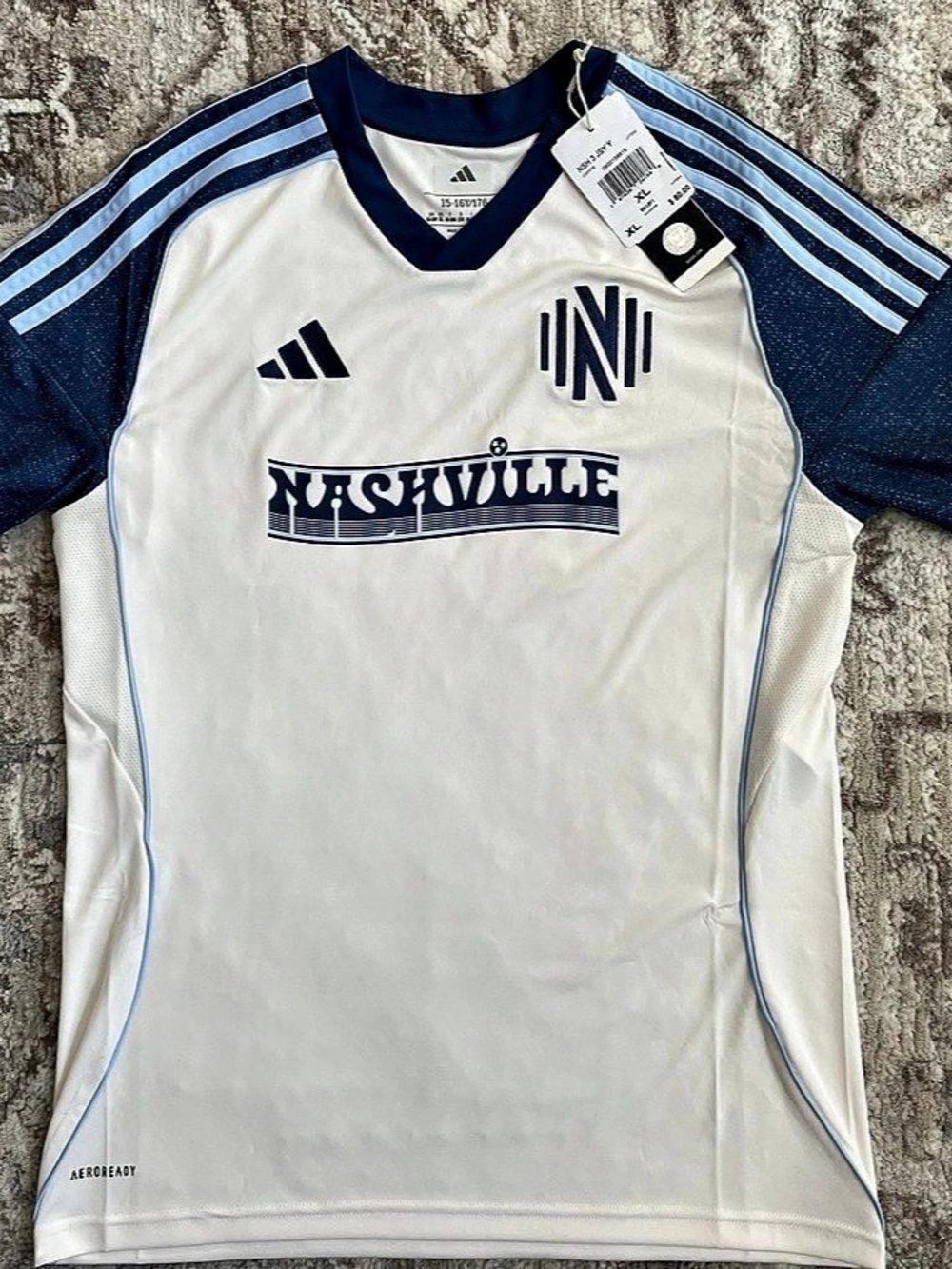 adidas Nashville SC authentic jersey Men's White & Blue Youth Size XL NWT